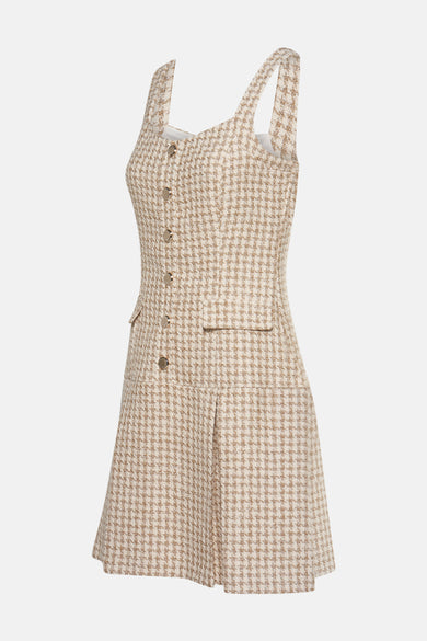 Robe écru de Morgan de Toi, à carreaux avec boutons dorés et petites poches, vue de côté.
