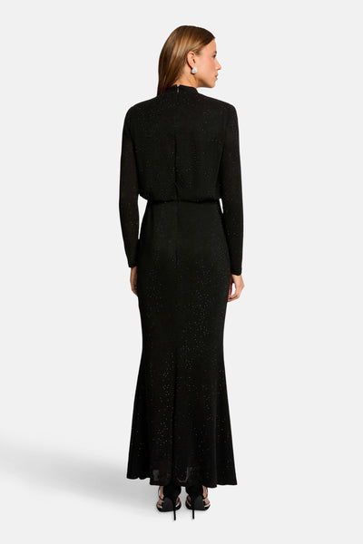 Robe noire à manches longues de Morgan de Toi, coupe sirène, avec détails scintillants, vue de dos.