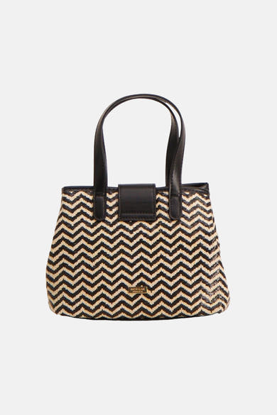 Sac à main multicolore de Morgan de Toi, noir et beige à motif chevron avec anses et rabat en cuir noir.