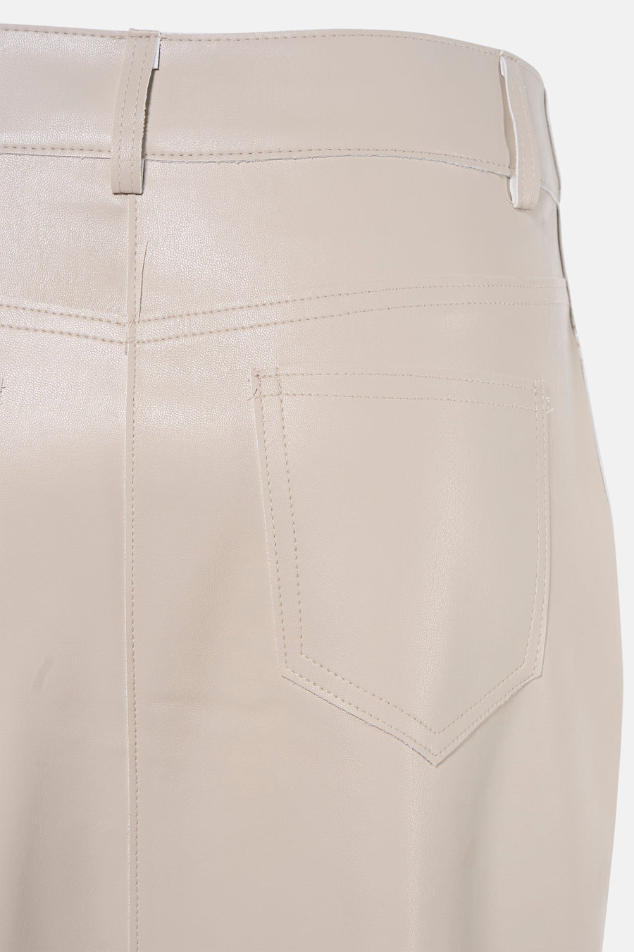 Beige 3/4 rok van Morgan de Toi, achterzakdetail en riemlussen.