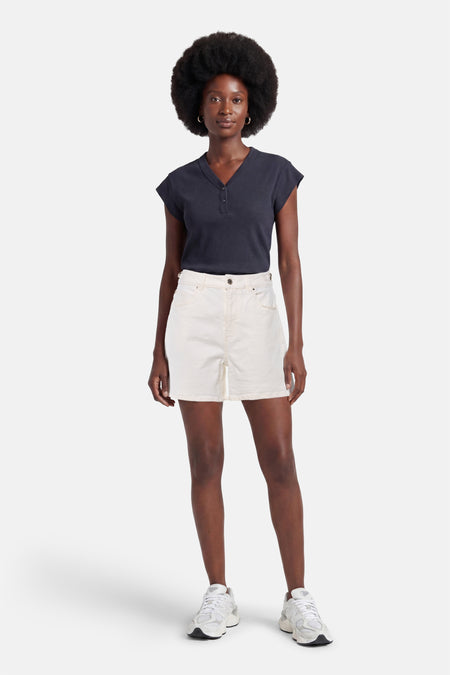 Short - white denim