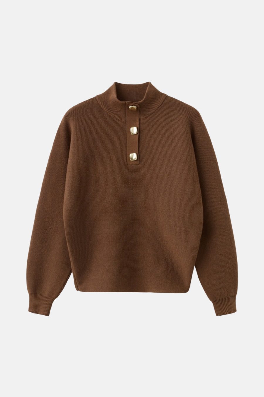 Pull à col roulé brun de MANGO avec boutons décoratifs dorés sur le devant.