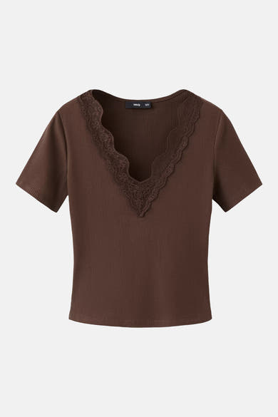 Bruine geribde T-shirt met korte mouwen van MANGO met een kanten V-hals met festonrand.