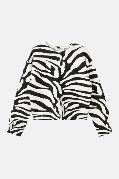 Multikleuren rondehals trui van MANGO, met zwart-wit zebraprint over de hele stof.