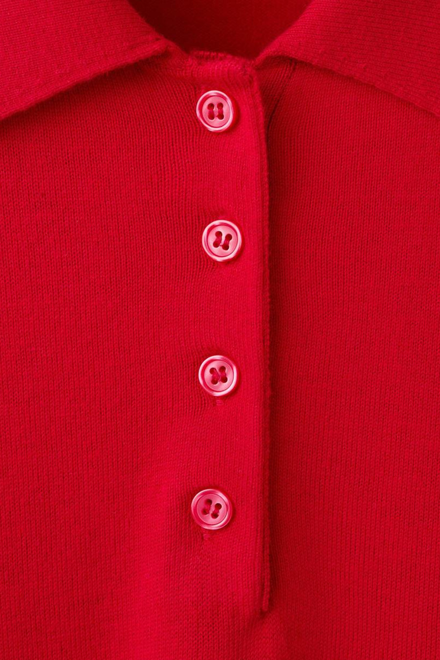 Polo à manches courtes rouge de MANGO avec patte de boutonnage et col classique en maille.