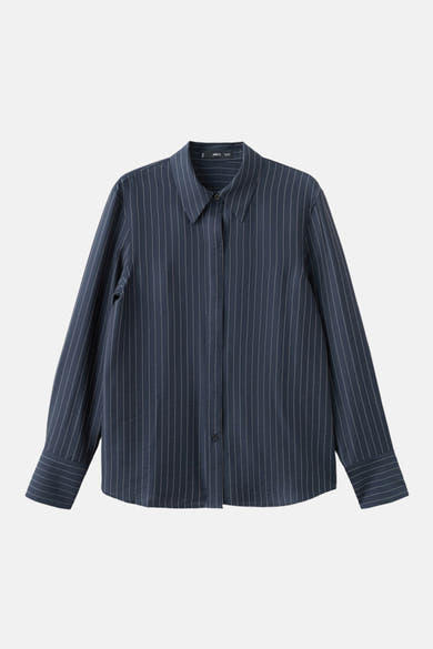 Blauwe gestreepte blouse met lange mouwen van MANGO, met klassieke kraag en lange, geknoopte mouwen.
