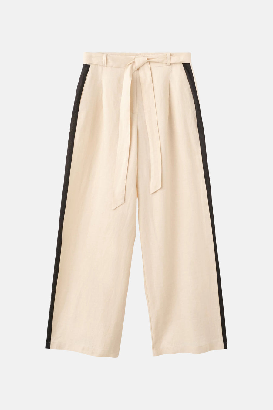 Pantalon beige clair de MANGO, avec bandes noires latérales, coupe large et ceinture à nouer.