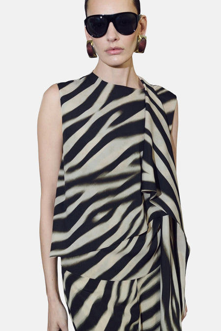 Chemisier sans manches multicolore de MANGO, à motif zébré avec des détails drapés asymétriques.