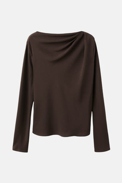 Bruine met lange mouwen van MANGO, met een draperie bij de boothals.