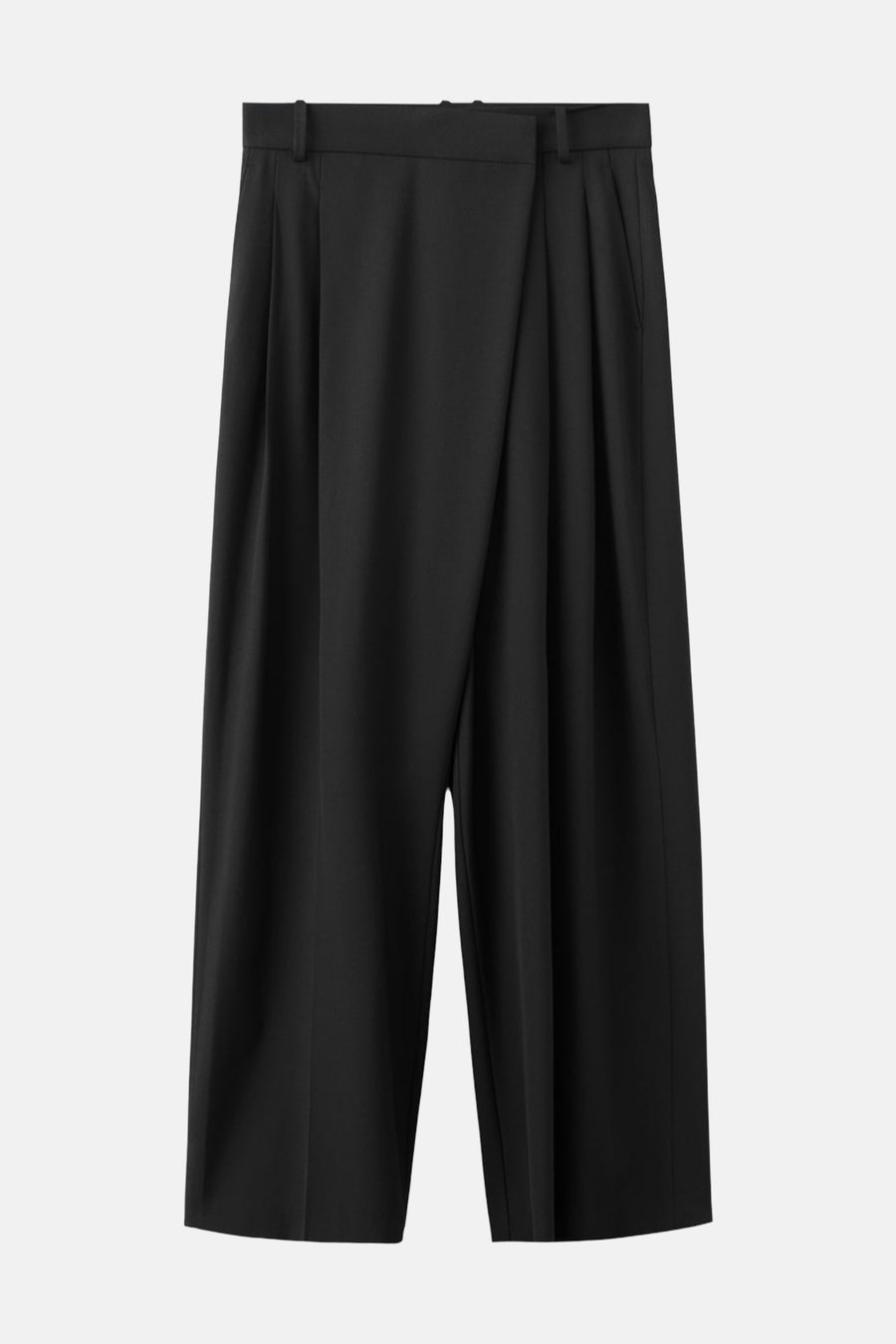 Pantalon noir de MANGO avec une coupe ample et des plis à l'avant.