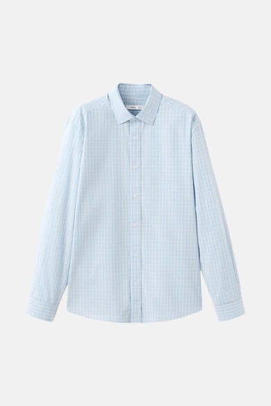 Blauw geruit overhemd met lange mouwen van MANGO, met witte knopen en een rechte pasvorm.
