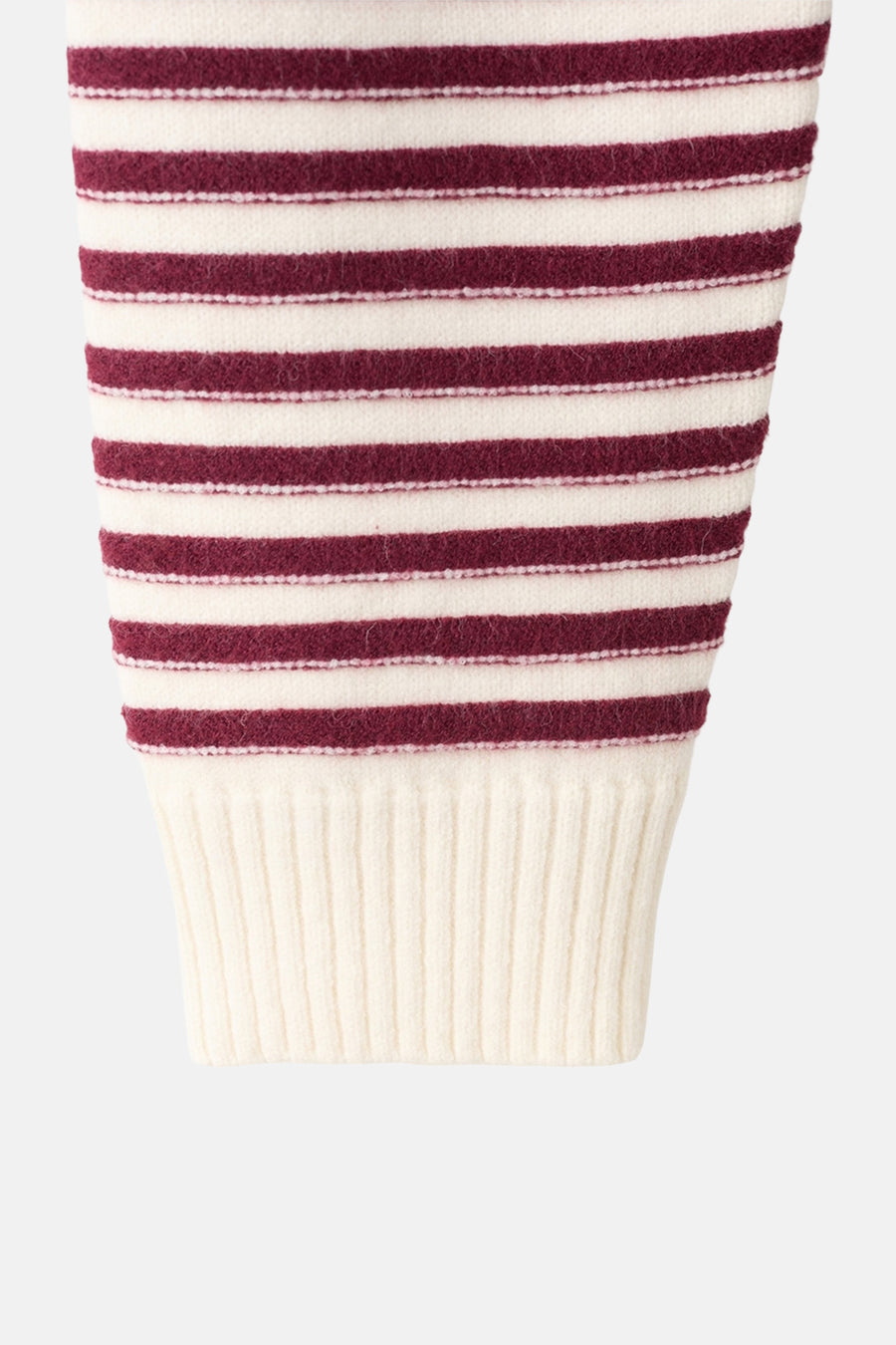 Pull multicolore à rayures, de MANGO, avec détail en maille côtelée.
