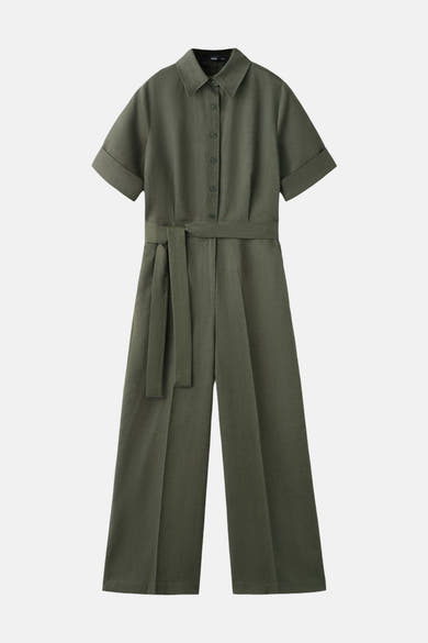 Bruin jumpsuit van MANGO, met een strikceintuur en een losse pasvorm.