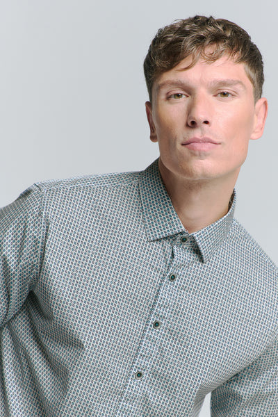 Chemise à manches longues bleue de No Excess, à motif géométrique, boutonnée.