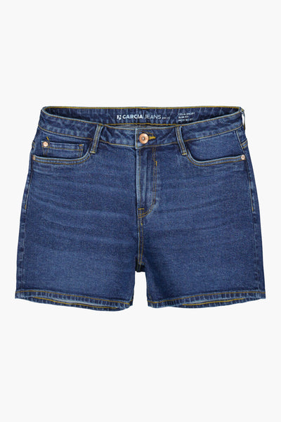 Short bleu en jean de GARCIA JEANS avec une coupe slim et une taille haute.