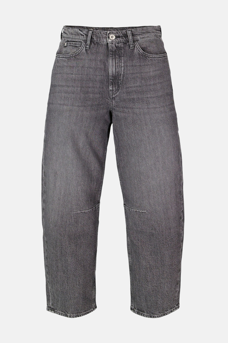 Jean délavé gris de GARCIA, coupe ample et jambes larges avec détails subtils sur les genoux.