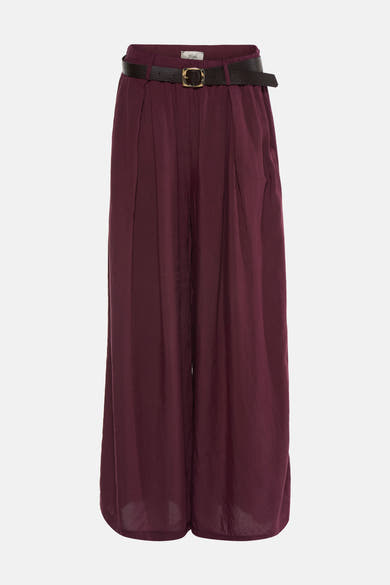 Mauve wide-leg elastic waist trousers by Tofa with black belt and gold buckle, front view