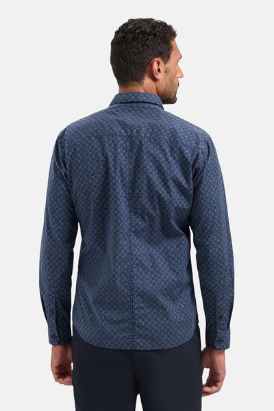 Chemise à manches longues bleue de NO EXCESS, avec motif discret sur toute la surface, vue de dos.