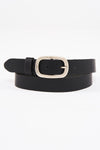 Ceinture noire en cuir de Legend, avec une boucle ovale argentée.