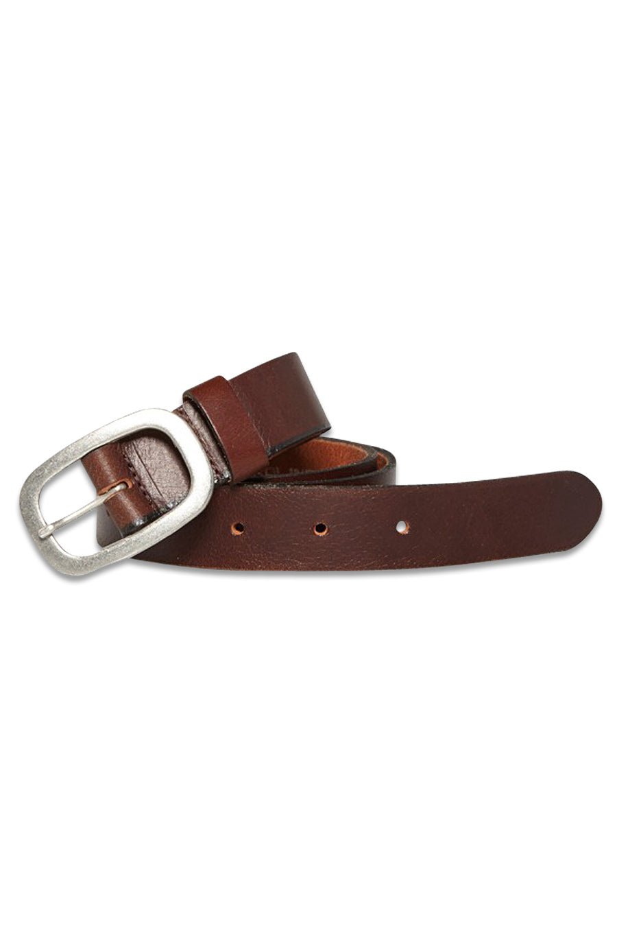 Ceinture marron en cuir de Petrol, avec une boucle argentée et des perforations.