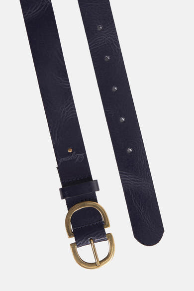 Ceinture bleue en cuir de Legend, avec une boucle dorée et des détails texturés.