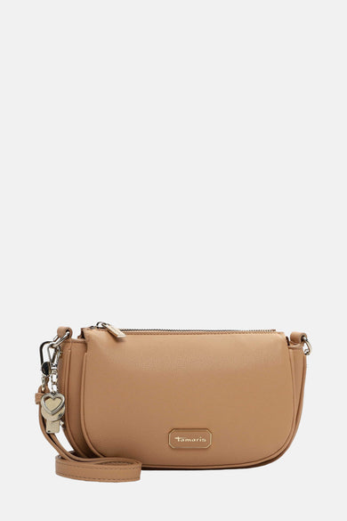 Sac à main marron de TAMARIS, avec une fermeture éclair et un porte-clés décoratif en forme de cœur.