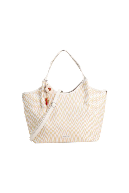 Sac à main blanc par Tamaris, avec un motif à chevrons et une breloque décorative.