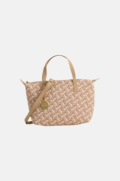 Sac à main tressé multicolore de TAMARIS, motif à carreaux, avec poignées et bandoulière beiges et un charm doré.