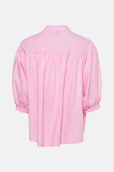 Roze blouse met lange mouwen van Terra di Siena met geplooide details op de rug.