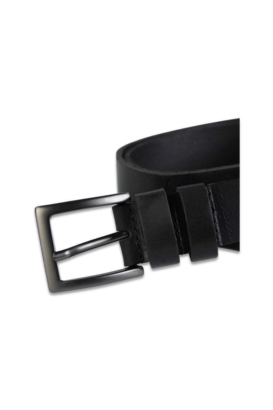 Ceinture noire en cuir par Petrol Industries®, boucle rectangulaire en métal foncé.