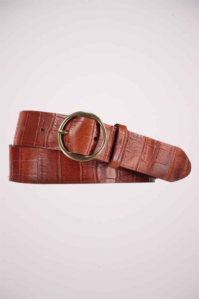 Ceinture marron en cuir, de Legend, avec un motif façon peau de crocodile texturé et boucle dorée arrondie.