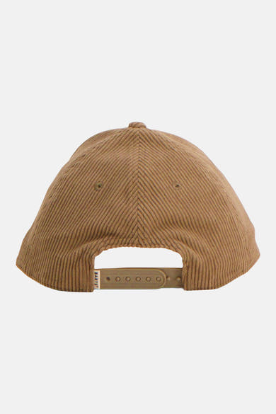 Casquette beige BARTS vue de dos, à texture côtelée et fermeture réglable à boutons-pression.