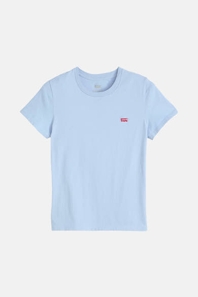 T-shirt bleu à manches courtes de Levi's, avec un petit logo rouge sur la poitrine, sur fond blanc.
