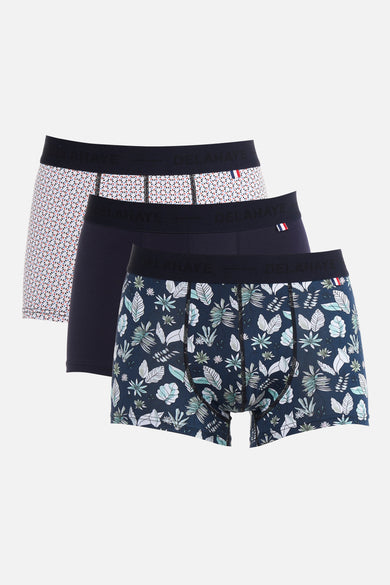 Boxershorts met blauw, rood en zwart patroon van DELAHAYE, met een marineblauwe tailleband met de merknaam.