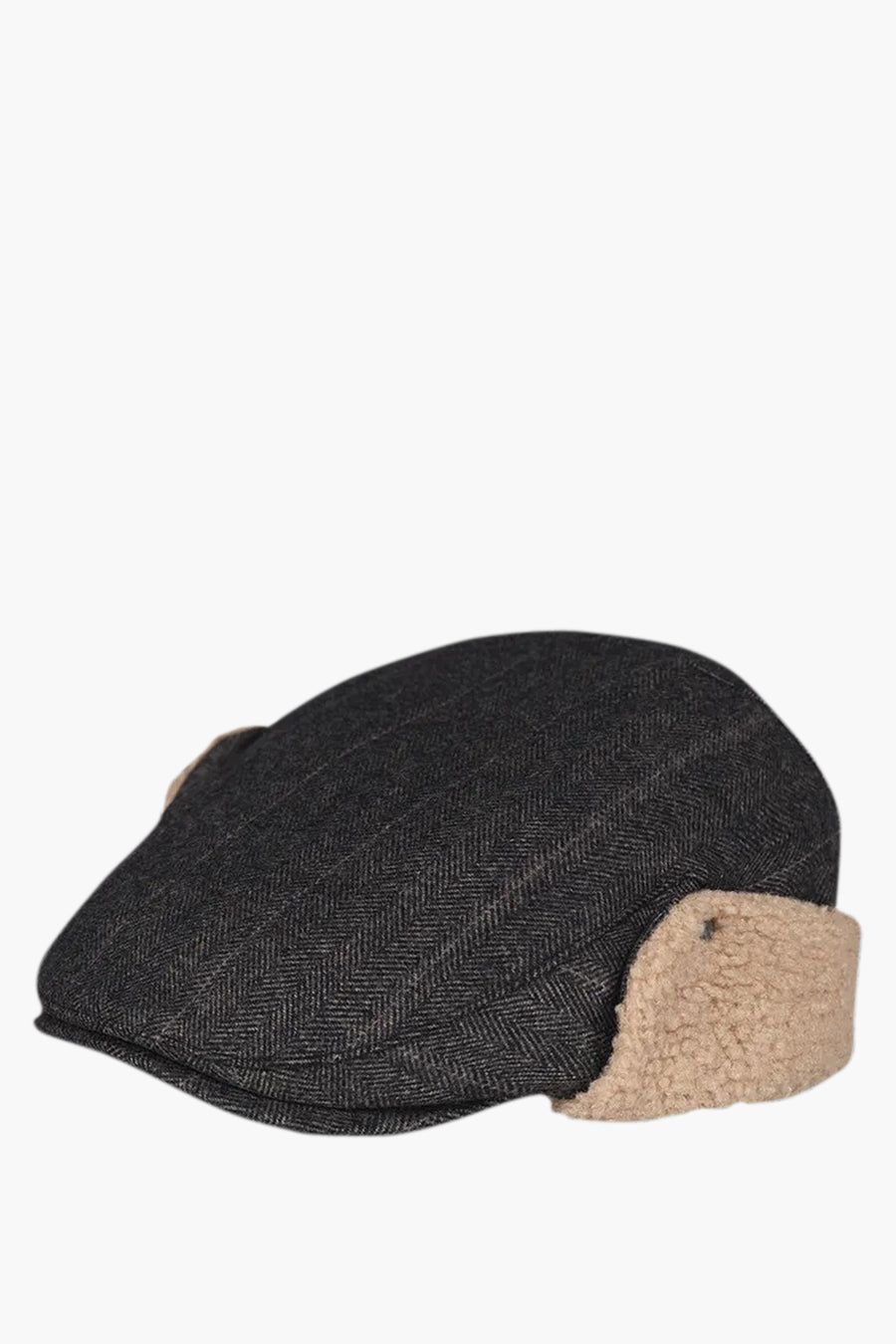 Bruine BARTS pet met beige imitatiebont oorflappen.
