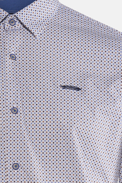Multikleurenhemd van DELAHAYE, met cirkelpatroon, knopen en geborduurd logo op de borst.