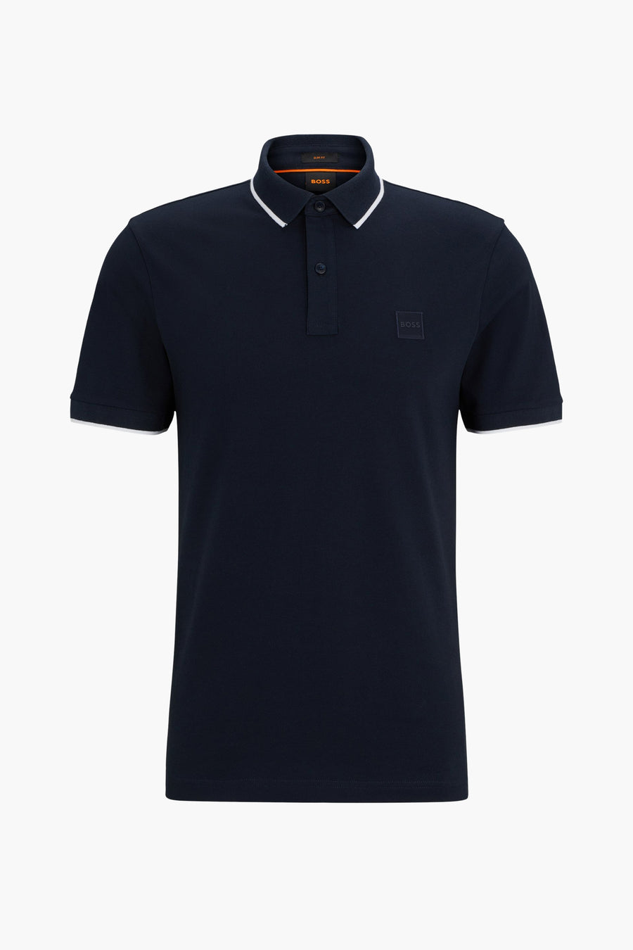Polo bleu marine de BOSS ORANGE, avec col et manches à rayures blanches.
