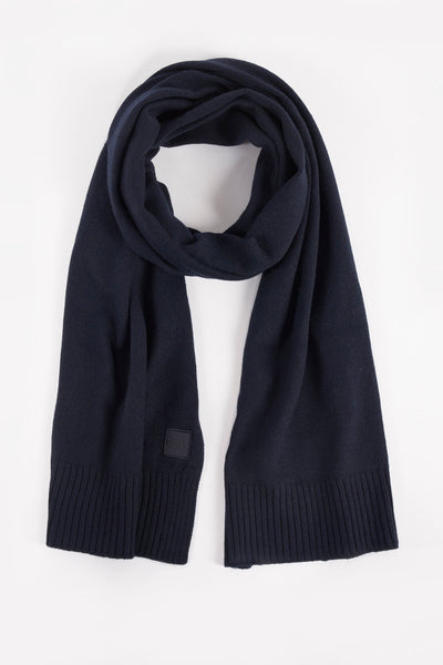 Écharpe bleue en tricot de BOSS ORANGE, avec un logo discret et des extrémités côtelées.
