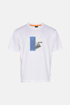 Wit T-shirt met korte mouwen van BOSS ORANGE, effen, met een klein rood label aan de zijkant.