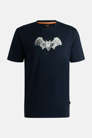 T-shirt bleu à manches courtes de BOSS ORANGE, avec un motif de chauve-souris blanc sur le devant.