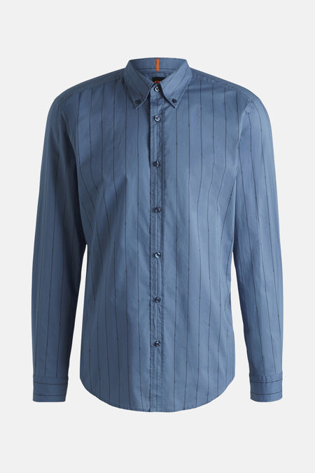 Chemise à manches longues bleue par BOSS ORANGE, à rayures verticales avec motif logo ton sur ton.
