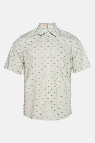 Groen overhemd met korte mouwen van BOSS ORANGE, met een all-over zwart haaienpatroon.