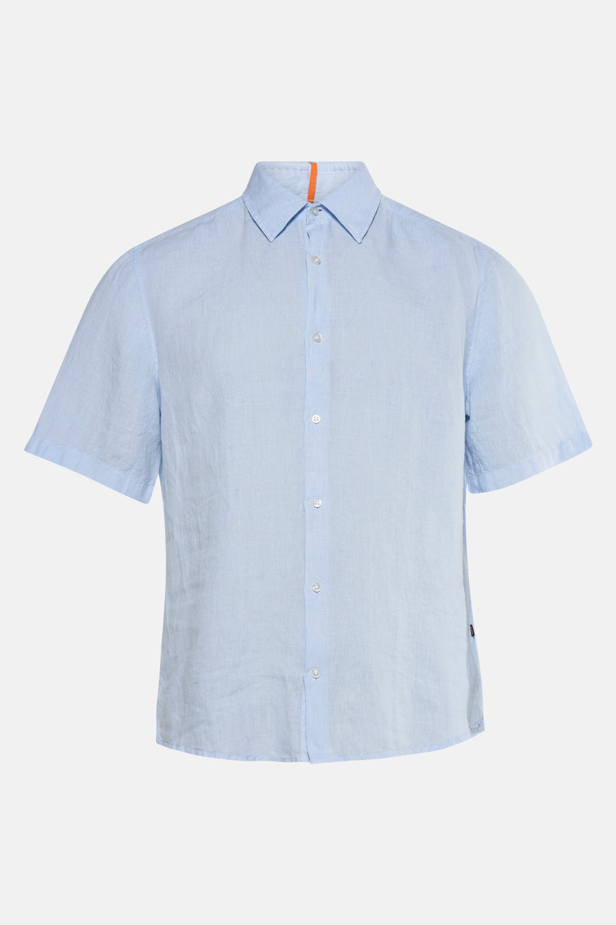 Chemise à manches courtes bleue de BOSS ORANGE, avec une rayure orange visible au niveau du cou.