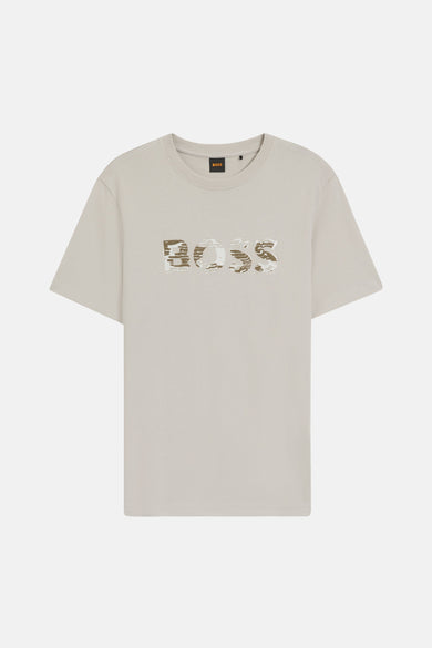 Grijze T-shirt met korte mouwen van BOSS ORANGE met camouflageprint op de belettering.