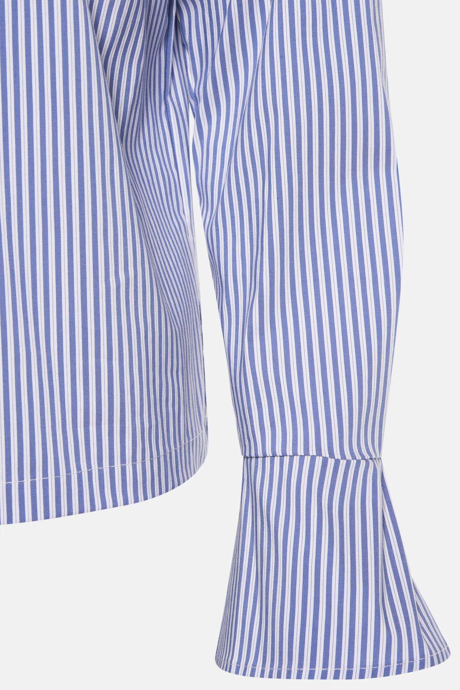 Blauw-wit gestreept overhemd met lange mouwen van MORE & MORE, verticale strepen, uitlopende mouwdetails.