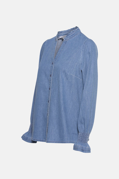 Blauwe denim blouse van MORE & MORE met lange, geplooide mouwen en een opstaande kraag.