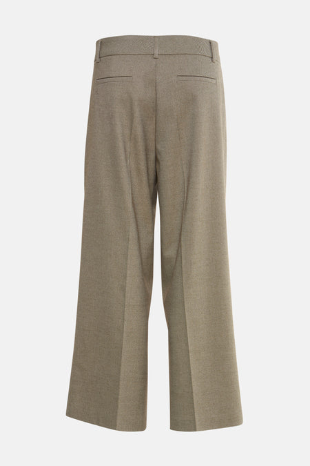 7/8 groene broek van MORE & MORE, achterkant, met een visgraatstructuur.