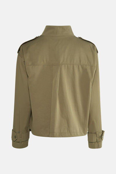 Korte groene jas van MORE & MORE, met opstaande kraag en schouderflappen, achterzijde.