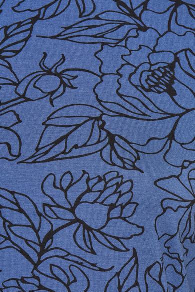 Blauwe T-shirt met lange mouwen van MORE & MORE, met een gestileerd zwart bloemenpatroon.