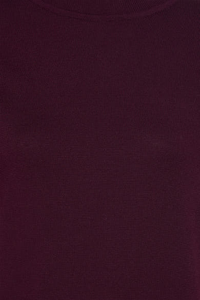 Bordeaux coltrui van MORE & MORE, in fijne ribgebreide stof, zachte textuur.